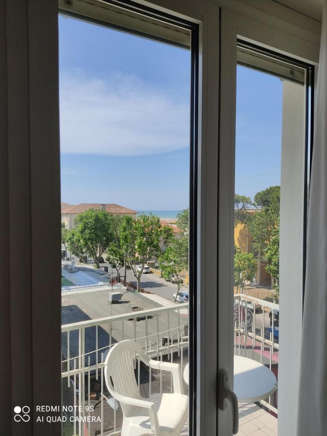 Hotel Santiago Rimini Kültér fotó